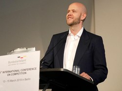 Bos Spotify Masih Tertarik Beli Arsenal