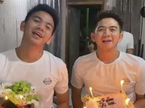 Gaya si Kembar Ridho dan Rizki DA Saat Makan dan Nongkrong Bareng