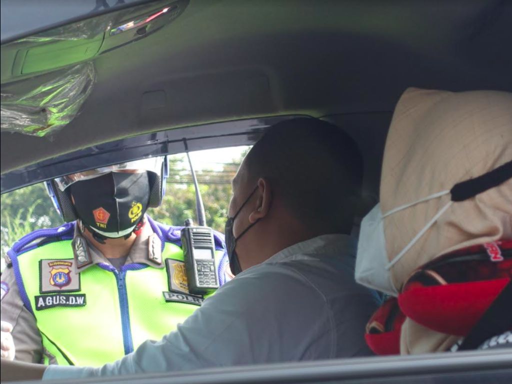 Mobil Dijadikan Travel Gelap, Siap-siap Dikandangin Sampai Habis Lebaran Mobil Dijadikan Travel Gelap, Siap-siap Dikandangin Sampai Habis Lebaran