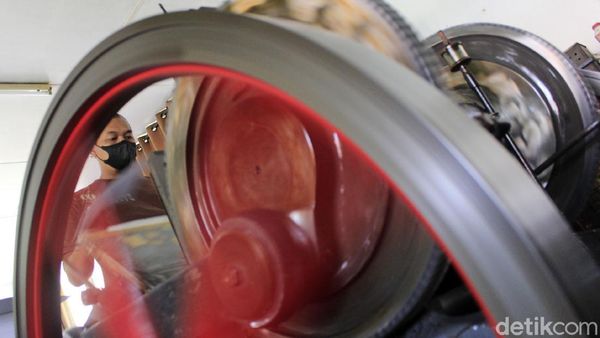 Menengok Mesin Pencetak Alquran Braille Tertua di Indonesia