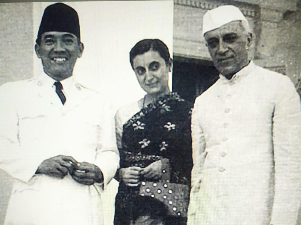 Bersahabat dengan Nehru, Kok Tak Ada Nama Jalan Sukarno di India