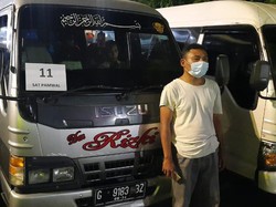 Puluhan Travel Gelap Angkut Pemudik Ditangkap di Jakarta-Bekasi