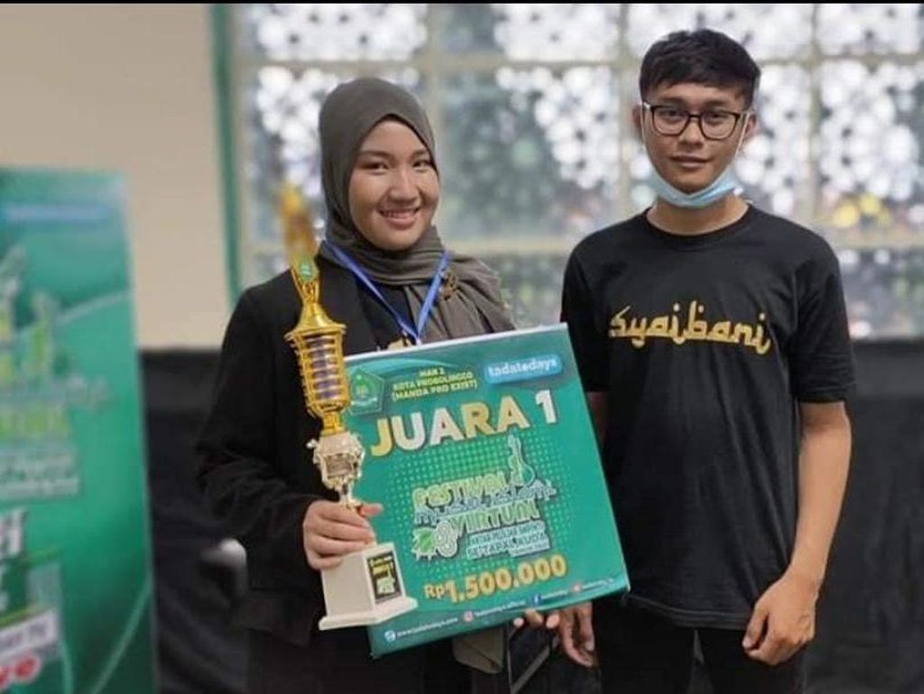 Remaja Berprestasi Ini Ciptakan Lagu Ajak Tak Tinggalkan Salat Saat Ngabuburit Remaja Berprestasi Ini Ciptakan Lagu Ajak Tak Tinggalkan Salat Saat Ngabuburit