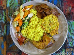 Teh Manis: Makanan Rumahan ala Warteg Racikan Tamara Bleszynski