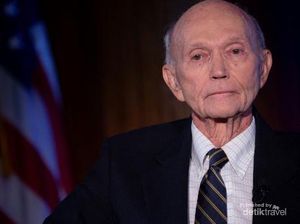 Astronot AS Rekan Neil Amstrong, Michael Collins Meninggal Dunia Astronot AS Rekan Neil Amstrong, Michael Collins Meninggal Dunia