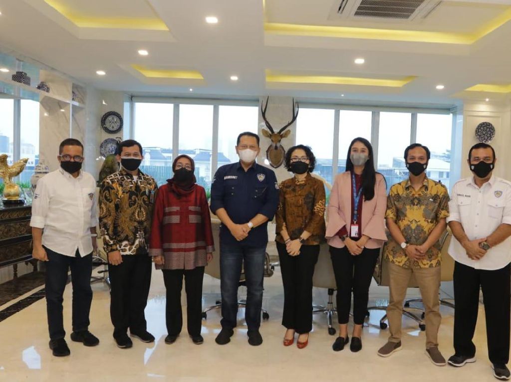 Asyiknya, Anggota IMI Kini Bisa Nikmati Lounge Bandara Asyiknya, Anggota IMI Kini Bisa Nikmati Lounge Bandara