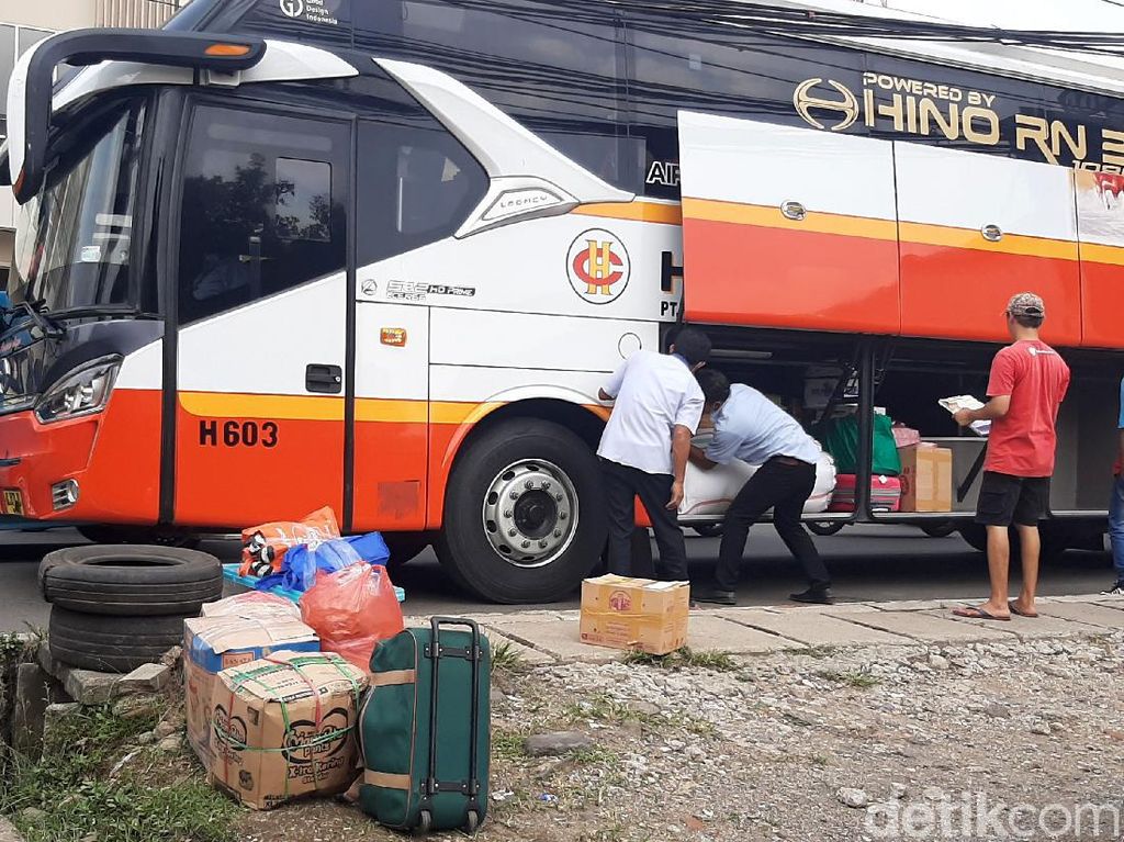 Sejarah Mudik Lebaran, Tradisi yang Tahun Ini Kembali Dilarang Karena Pandemi Sejarah Mudik Lebaran, Tradisi yang Tahun Ini Kembali Dilarang Karena Pandemi