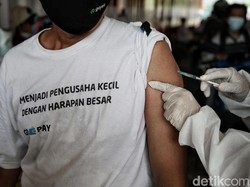 Pemulihan Ekonomi RI Dibayangi Terbatasnya Vaksin COVID-19