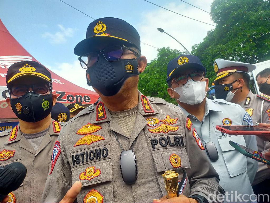 Kakorlantas: 70 Ribuan Kendaraan Diputar Balik Saat Larangan Mudik Kakorlantas: 70 Ribuan Kendaraan Diputar Balik Saat Larangan Mudik