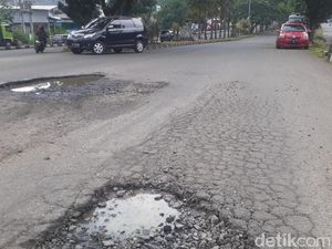 Legislator Kabupaten Bogor Ungkap Jalan Rusak Jadi Keluhan Terbanyak Warga