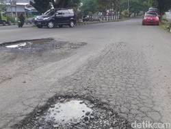 Legislator Kabupaten Bogor Ungkap Jalan Rusak Jadi Keluhan Terbanyak Warga