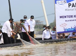 Menteri KKP Minta Milenial Kreatif Kembangkan Pakan Ikan Berkualitas