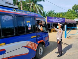 Perbatasan Sumut-Riau Dipasangi Portal demi Cegah Mudik!