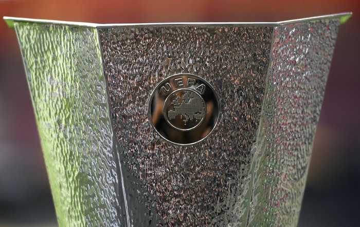 COLOGNE, GERMANY - AUGUST 21: A detailed view of the UEFA Europa League Trophy is seen prior to the UEFA Europa League Final between Seville and FC Internazionale at RheinEnergieStadion on August 21, 2020 in Cologne, Germany. (Photo by Ina Fassbender/Pool via Getty Images)