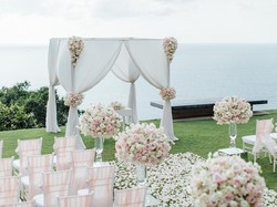 Buat Dekorasi Pernikahanmu Kian Berkesan dengan Pilihan Bunga Ini