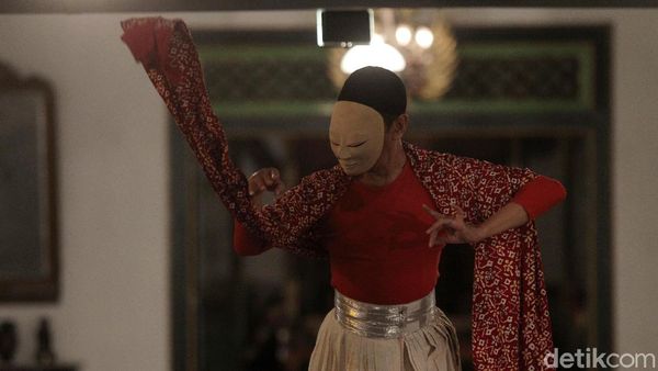 Puluhan Penari Unjuk Gigi di Hari Tari Sedunia