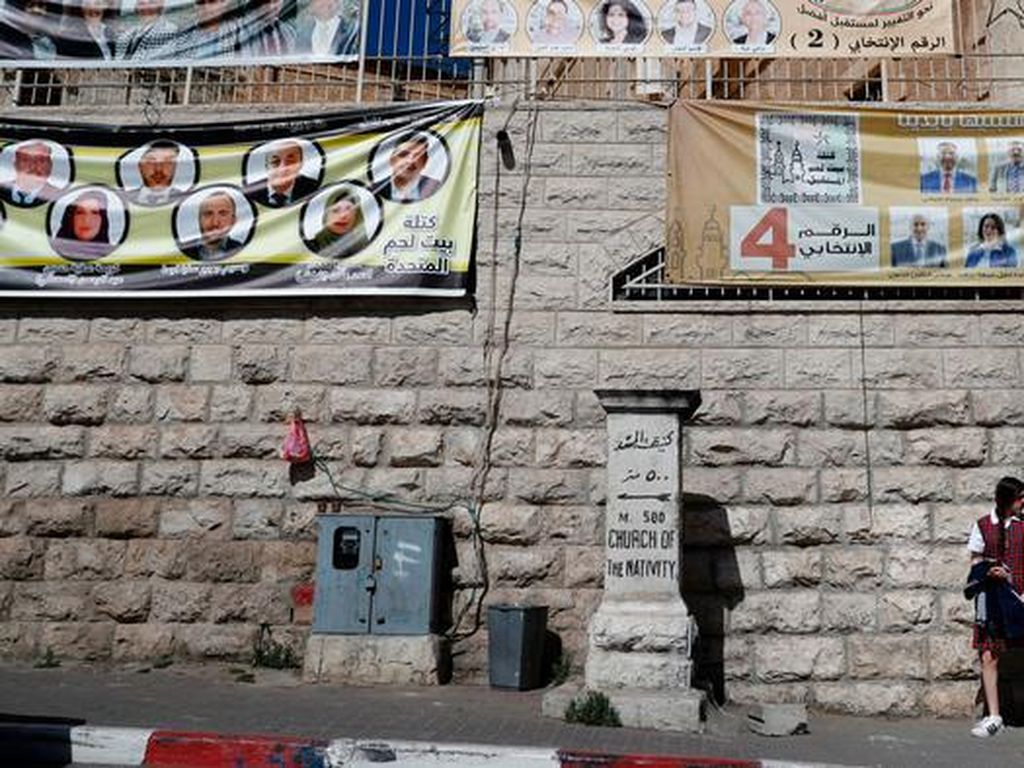 Dirundung Perpecahan, Fatah Pertimbangkan Tunda Pemilu Palestina Dirundung Perpecahan, Fatah Pertimbangkan Tunda Pemilu Palestina