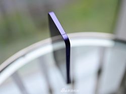 iPhone Layar Lipat Masih Mimpi di Siang Bolong iPhone Layar Lipat Masih Mimpi di Siang Bolong