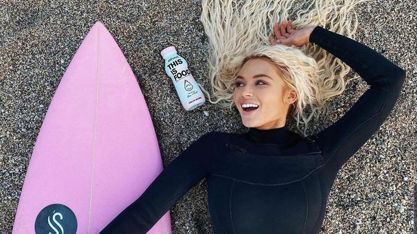 10 Foto Surfer Cantik yang Beralih Jadi Bintang Reality Show