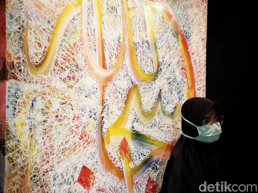 Pameran Kaligrafi Bertema Ramadhan Ini Bikin Hati Adem Pameran Kaligrafi Bertema Ramadhan Ini Bikin Hati Adem
