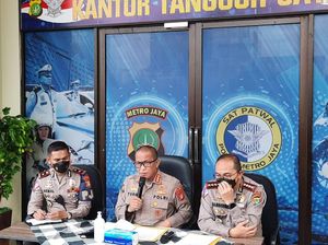 Aksinya Viral, dari Mana Bocah 12 Tahun Belajar Sopiri Truk? Aksinya Viral, dari Mana Bocah 12 Tahun Belajar Sopiri Truk?