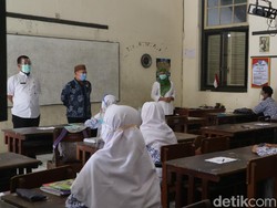 DPRD Kudus Sebut Ada Sekolah PTM Tanpa Izin, Bagaimana Faktanya?