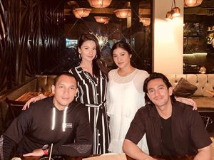 Gaya Tsania Marwa saat Ngopi dan Makan Bareng Rekan Artis Gaya Tsania Marwa saat Ngopi dan Makan Bareng Rekan Artis