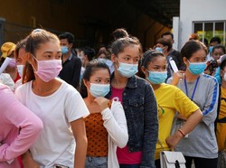 Warga dalam Zona Merah Lockdown di Kamboja Terancam Kelaparan