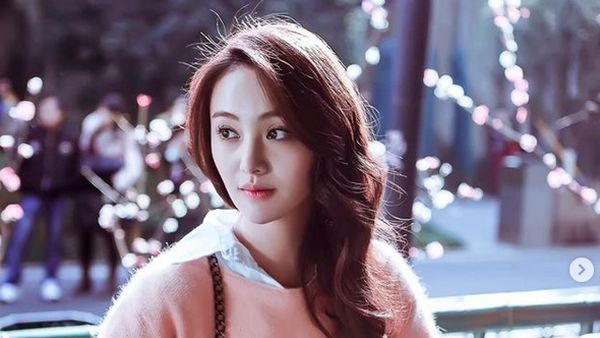 Potret Zheng Shuang yang Ngamuk Usai Dituding Jadi Ani-ani