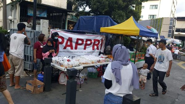 Aksi PAPPRI Bagikan Takjl Gratis di 10 Lokasi di Jakarta