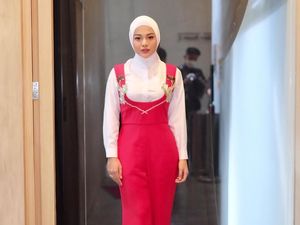 7 Potret Cantik Aurel Hermansyah Berhijab Setelah Dinikahi Atta Halilintar