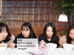 Cicip Es Buah Indonesia, 4 Wanita Korea Ini Takjub dengan Nangka dan Kolang-kaling!
