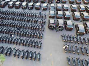 Intip Mobil Dinas Baru TNI AD: Mitsubishi Xpander hingga Toyota Land Cruiser