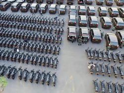 Intip Mobil Dinas Baru TNI AD: Mitsubishi Xpander hingga Toyota Land Cruiser