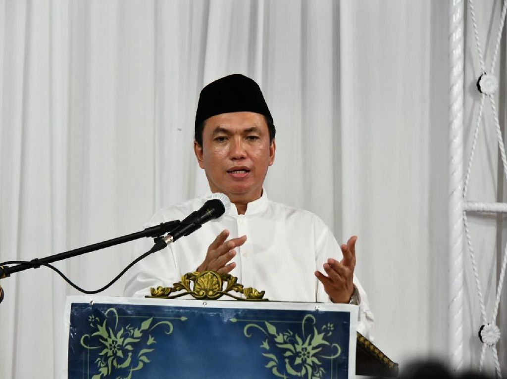 Eks Bos BPH Migas Tuangkan Capaian Kinerja dalam Buku Eks Bos BPH Migas Tuangkan Capaian Kinerja dalam Buku
