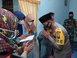 Kapolres di Jatim Bersama Bantu Keluarga Kru KRI Nanggala-402