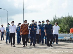 Menhub-Gubernur Kepri Tinjau Bandara Raja H Abdullah dan Pelabuhan Malarko