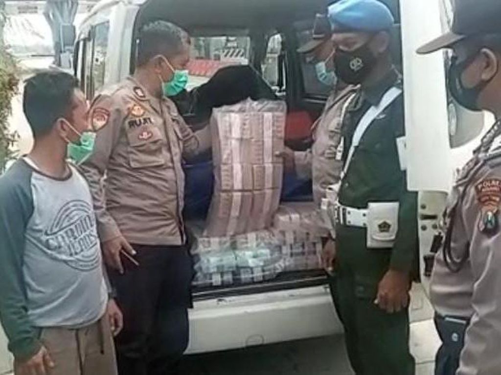 Uang Rp 2,1 Miliar yang Diamankan di Exit Tol Ngawi Milik Warga Sidoarjo-Magetan