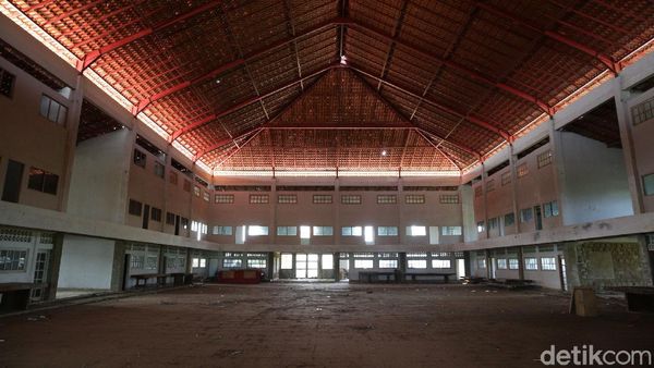 Penampakan Bangunan Mati di Lokasi Proyek Bukit Algoritma