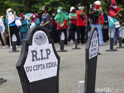 Pengusaha: UU Cipta Kerja Tetap Berlaku