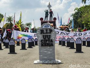 Buruh Ngotot UU Cipta Kerja Dibatalkan, Ini Alasannya