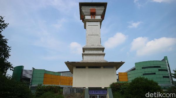 Potret Tugu Identitas Kudus yang Terlupakan