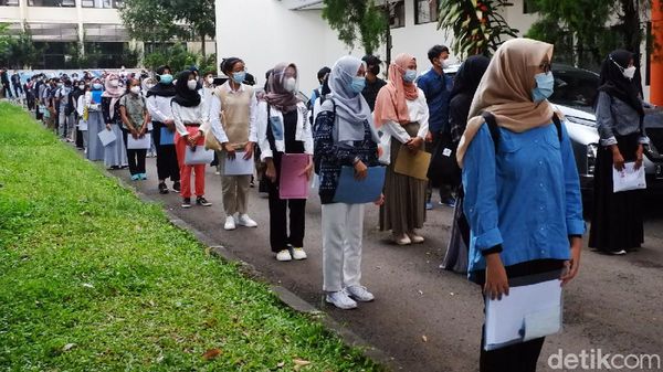 Potret UTBK SBMPTN dengan Prokes Ketat di UPI Bandung