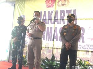 Buntut Kerumunan, Marinir-Paskhas Jaga Pasar Tanah Abang dan Sekitar!