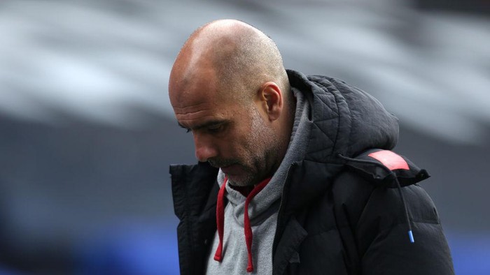 LONDON, ENGLAND - MAY 01: Pep Guardiola, Manager of Manchester City reacts at half time during the Premier League match between Crystal Palace and Manchester City at Selhurst Park on May 01, 2021 in London, England. Sporting stadiums around the UK remain under strict restrictions due to the Coronavirus Pandemic as Government social distancing laws prohibit fans inside venues resulting in games being played behind closed doors. (Photo by Steven Paston - Pool/Getty Images)