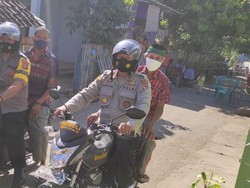 Kejar Target Vaksinasi, Polres Bima Kota Siaga Antar Jemput Lansia