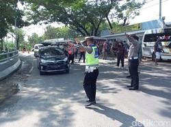 8 Travel Gelap dari Jakarta Kena Setop di Tegal