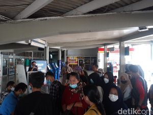 Siasat Pemudik Hindari Larangan: Berangkat Awal, Pulang Nanti