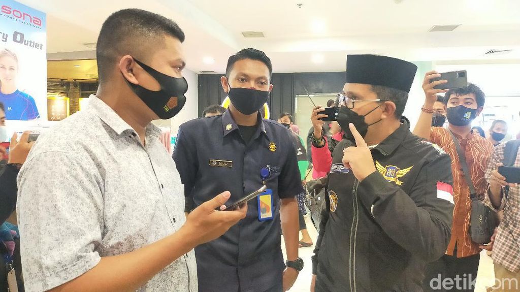 Aksi Walkot Makassar Ngamuk Lihat Kerumunan di Mal