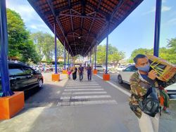 4 Hari Jelang Mudik Dilarang, Penumpang Terminal Bungurasih Belum Ada Lonjakan
